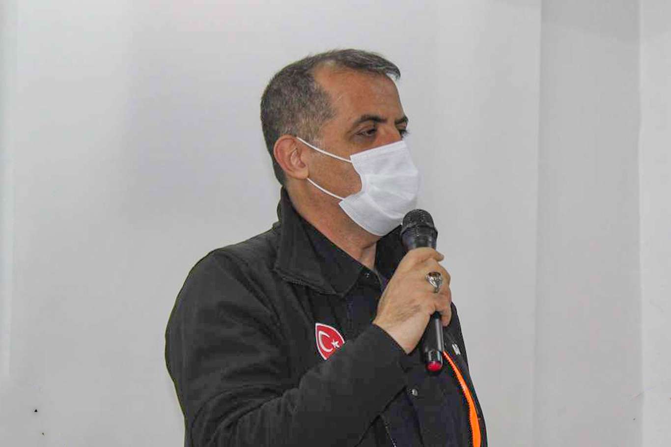 Elazığ AFAD Müdürü Pıhtılı: "Karakoçan'da iki konut yıkıldı" Elazığ AFAD Müdürü Pıhtılı: "Karakoçan'da iki konut yıkıldı"